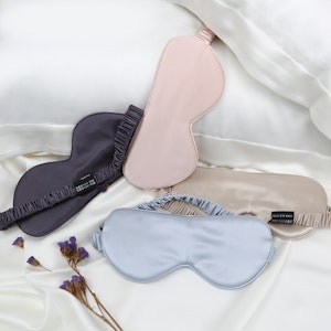 22 Momme Large Silk Sleep Eye Mask with Light Blocking Layers