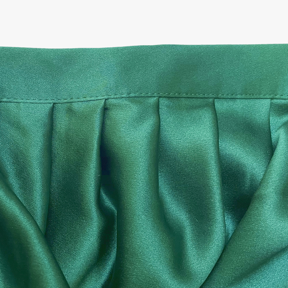 Silk Pleated Bonnet | 19 Momme detail Image