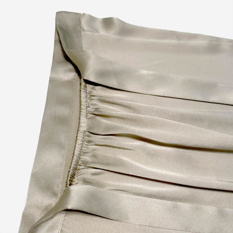 Long Silk Bonnet with Ribbon | 19 Momme