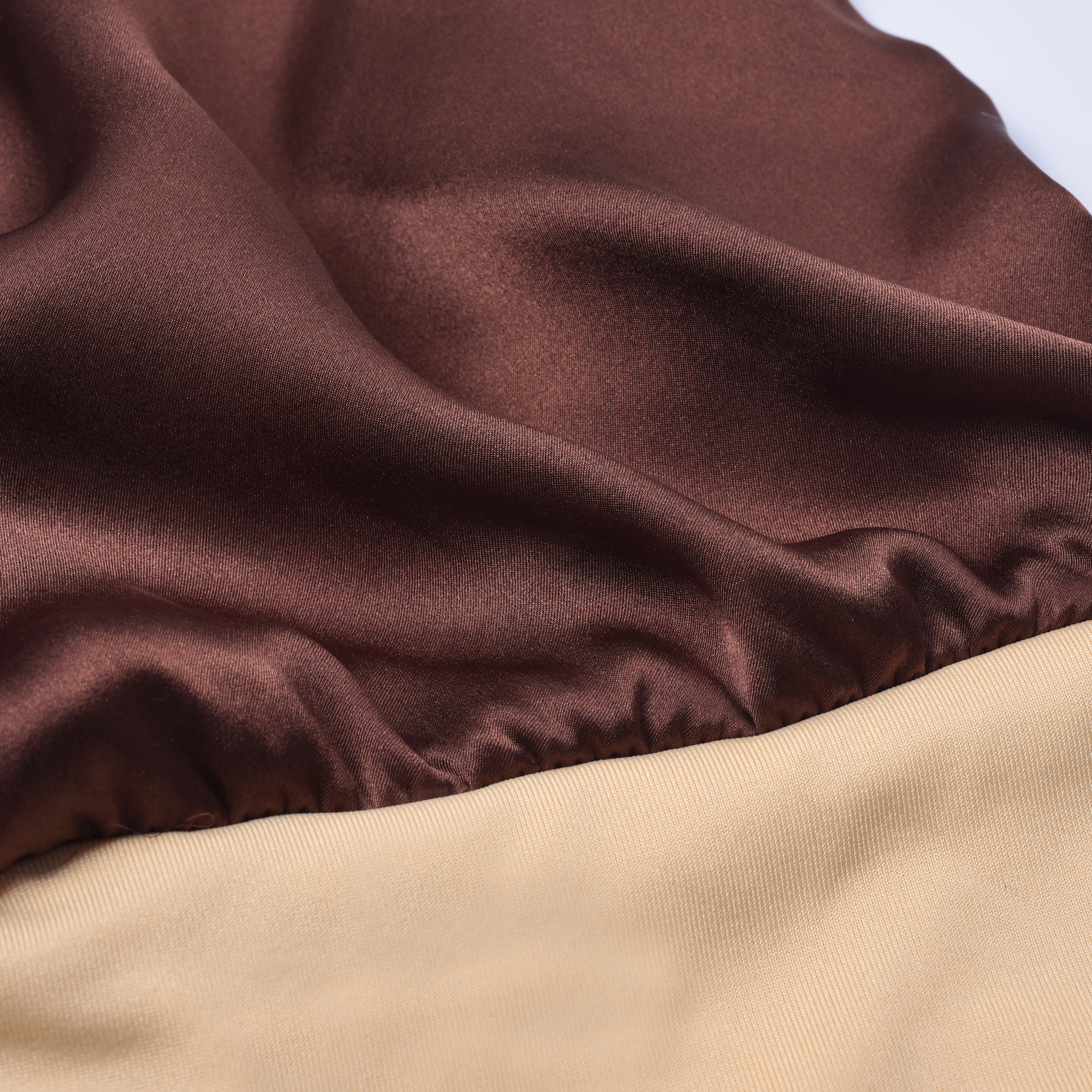 Silk Sleep Cap with Crossed Band | 22 Momme detail Image