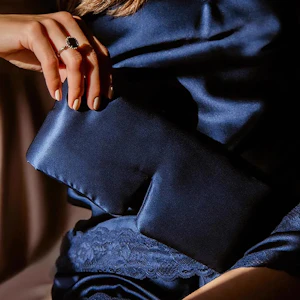 One Piece Silk Sleep Eye Mask