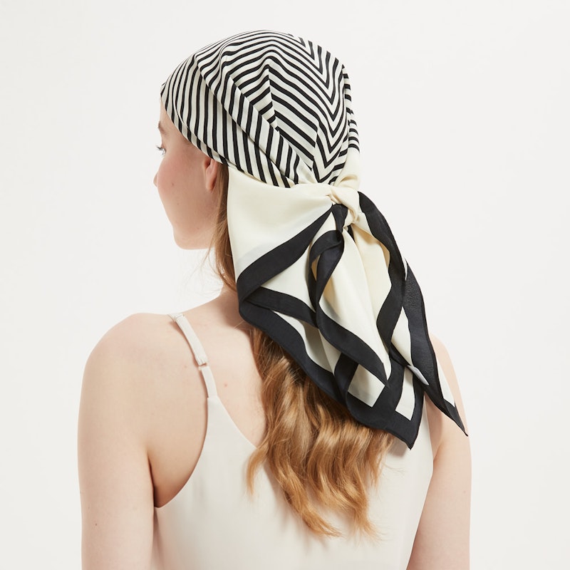 Silk Scarf Crepe de Chine 90 | THE VENEZIA