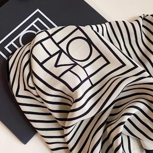 Silk Scarf Crepe de Chine 90 | THE VENEZIA