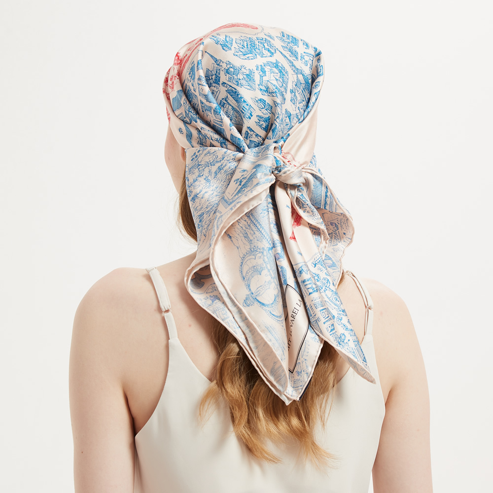 Silk Twill Scarf 90 | THE CITY OF HORSES