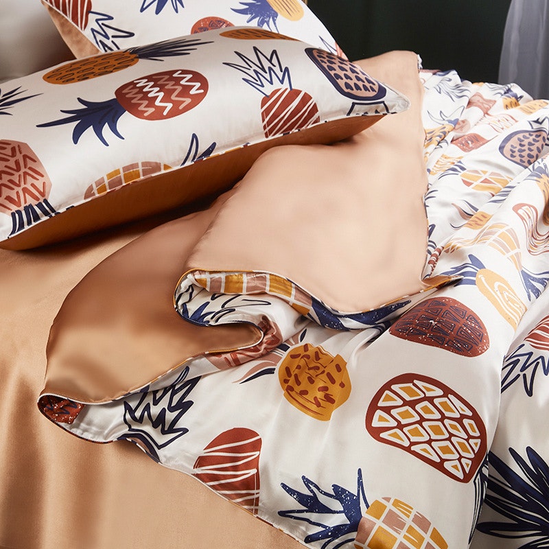 4PCS Original Designed Floral Printed Silk Bedding Set