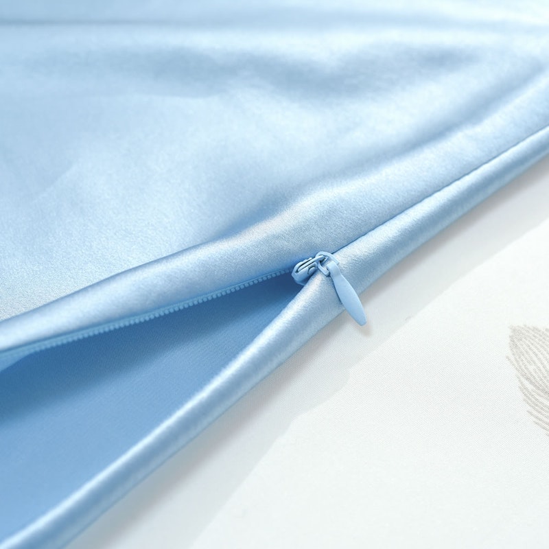 1PC 19 Momme Zippered Silk Pillowcase