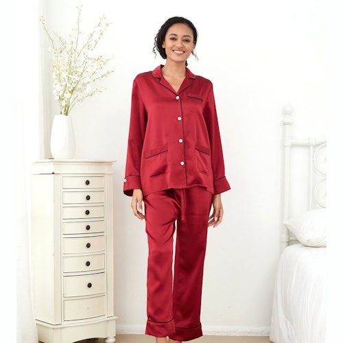 Women's silk selection