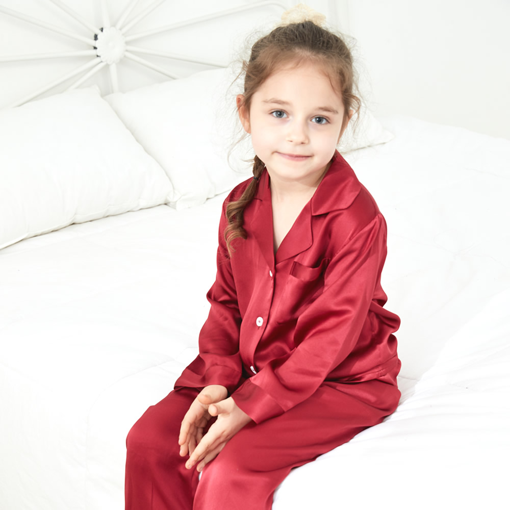 Little girl silk discount pajamas