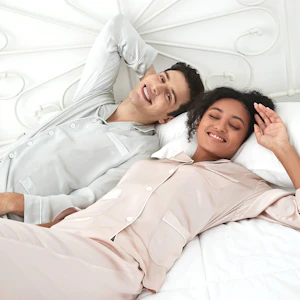2 Sets RachelSilk Classic Silk Couple Pajamas