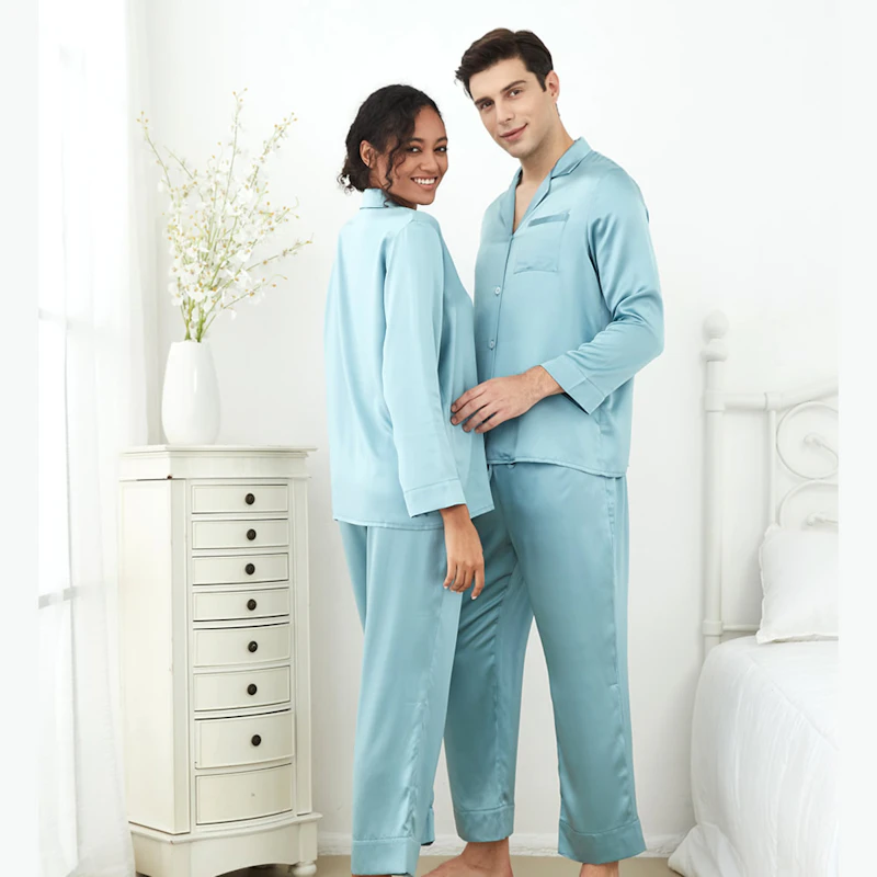 2 Sets RachelSilk Simple Silk Couple Pajamas
